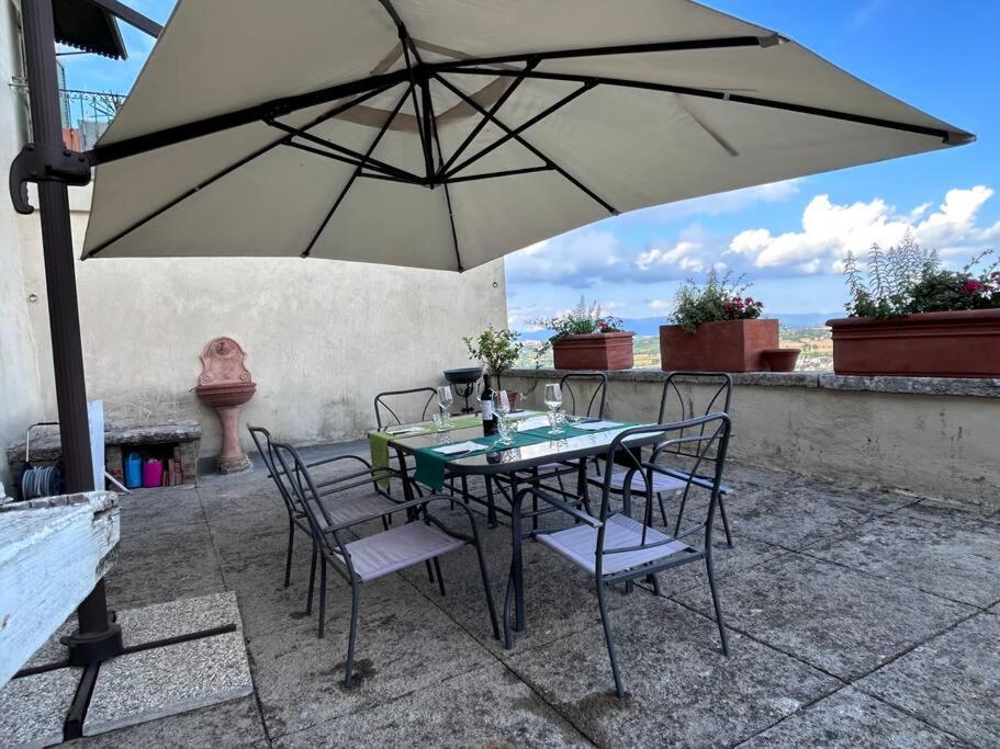 Apartamento La Terrazza Di Ciro Pinsuti Sinalunga Exterior foto